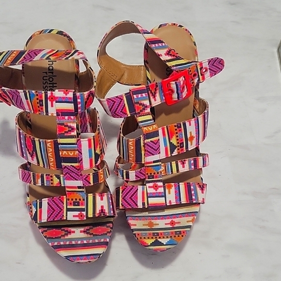 Charlotte Russe Wedges size 7 - Picture 1 of 3